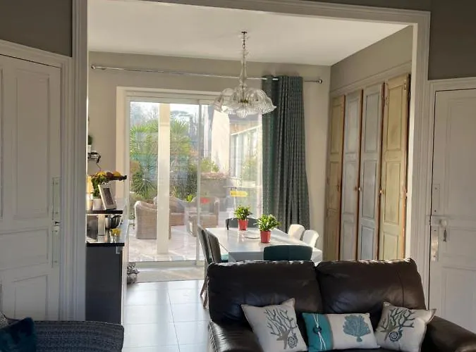 Léoval Sur Le Port Du Pouliguen Villa